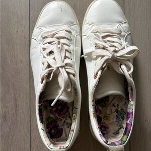 Ted Baker London White Leather Sneakers with Floral Inner Lining